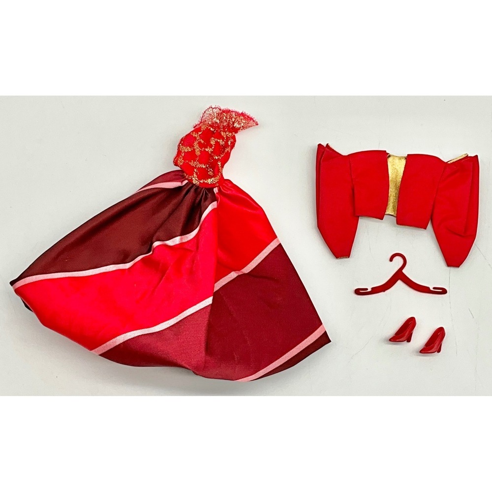 1985 Barbie-Oscar De La Renta Collector Series Outfit 2763 (As shown)